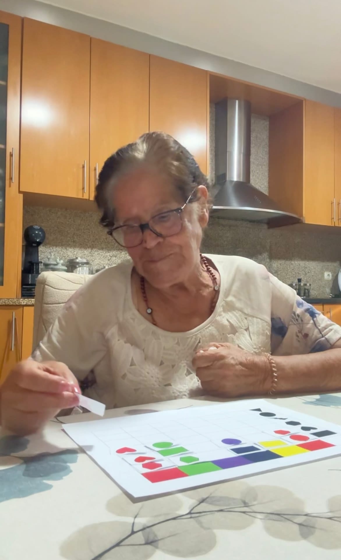 Momento de atividade acompanhada em casa